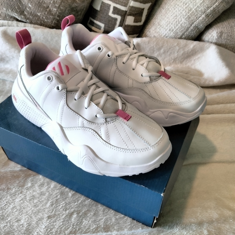 NWT K-Swiss CR-329 LTR Women's Sneakers - Picture 2 of 10